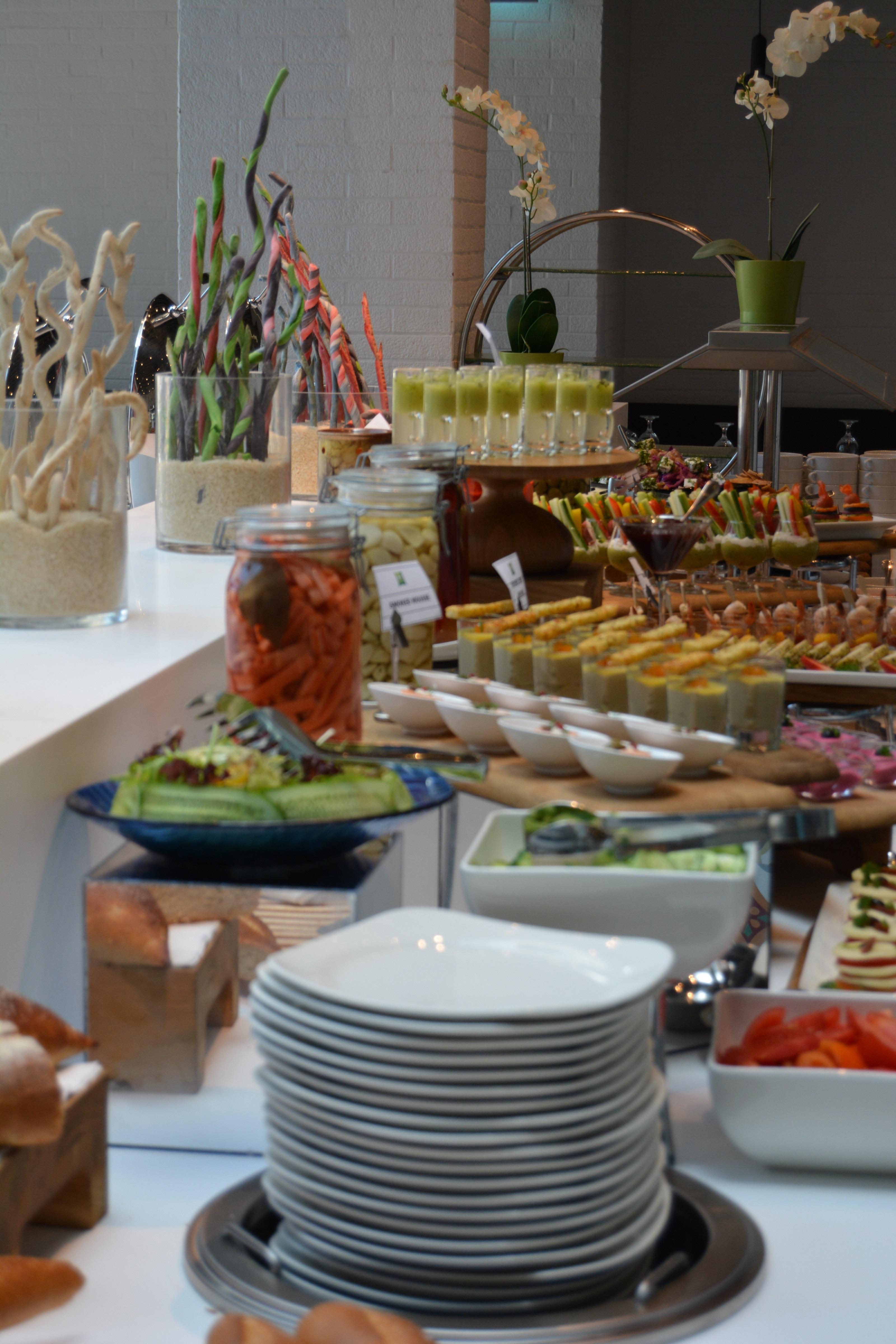 Ibis Styles Dubai Jumeira Bagian luar foto
