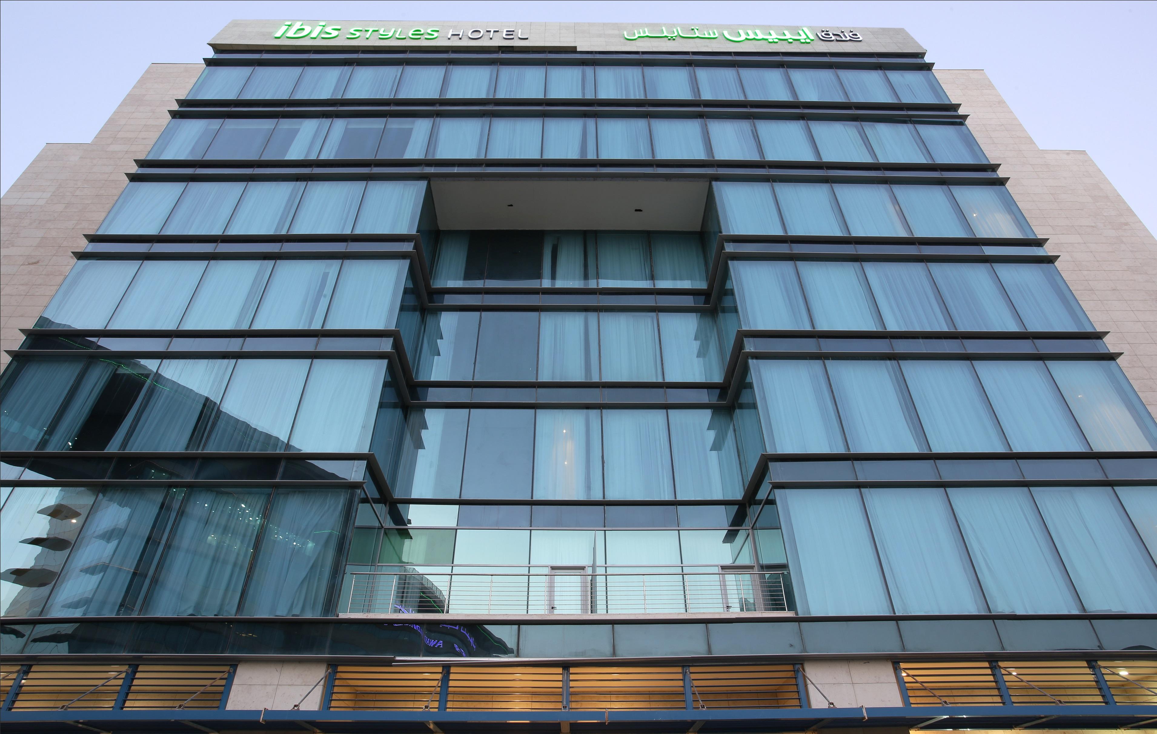 Ibis Styles Dubai Jumeira Bagian luar foto