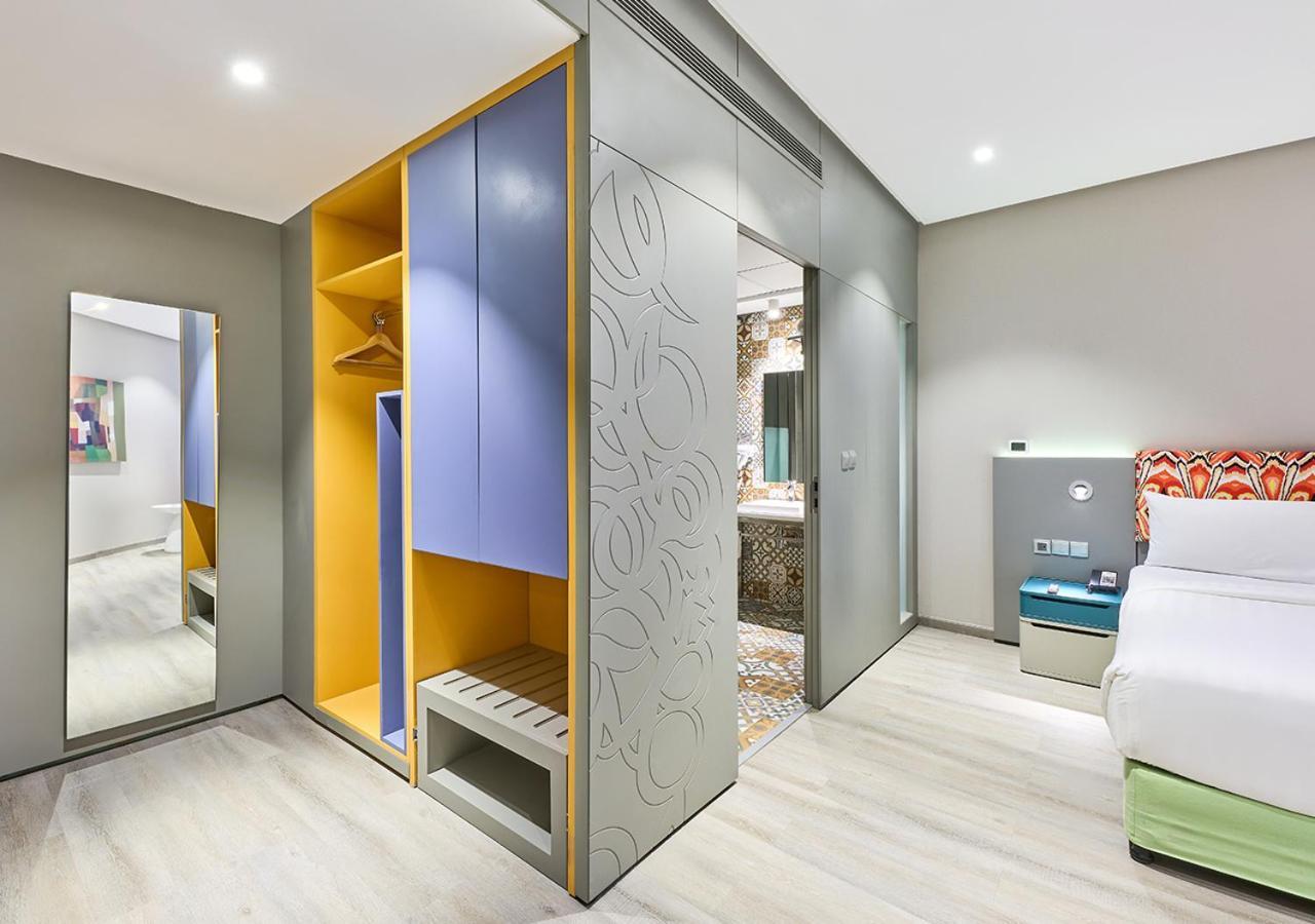 Ibis Styles Dubai Jumeira Bagian luar foto