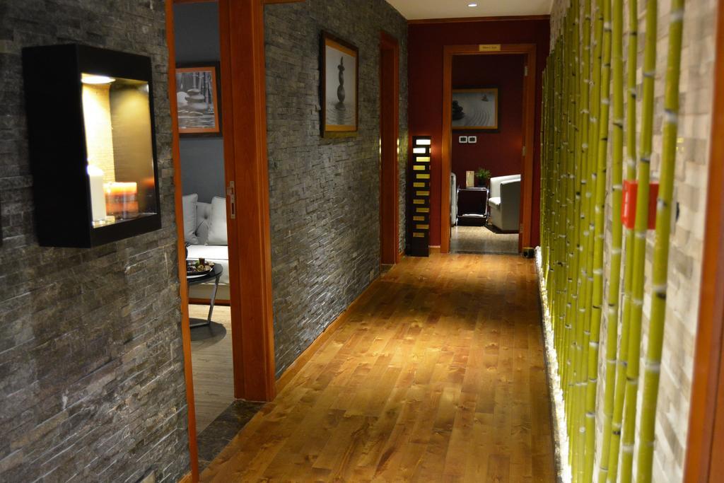 Ibis Styles Dubai Jumeira Bagian luar foto